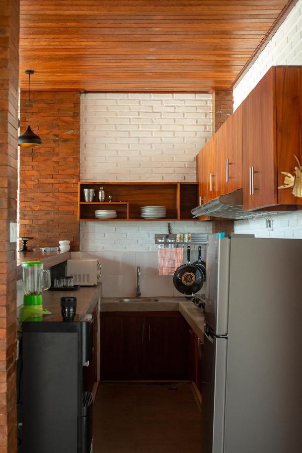 Frangipani House And By Ecommerceloka