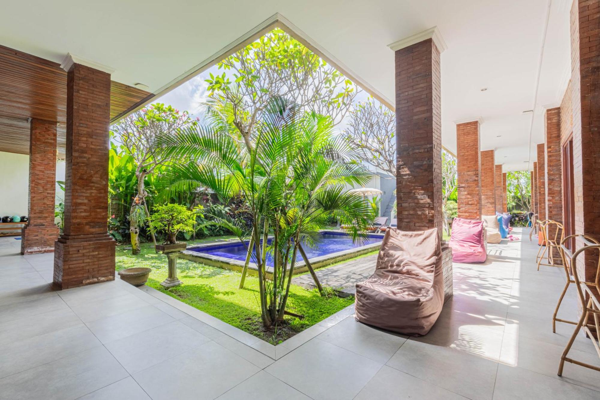 Frangipani House And By Ecommerceloka *